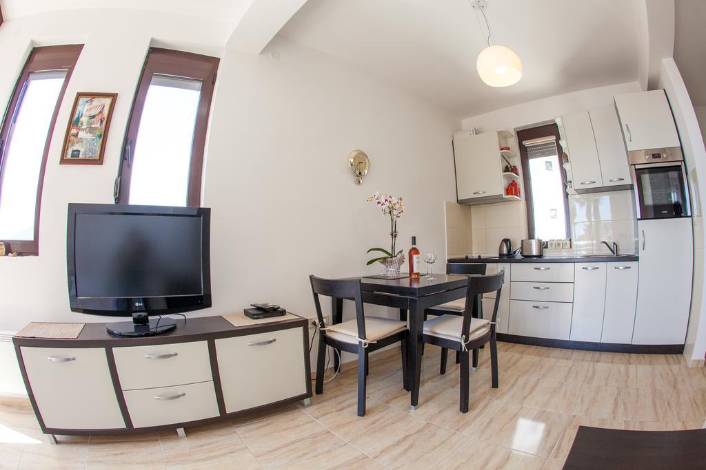 Apartments Lumiere Rafajlovići Εξωτερικό φωτογραφία