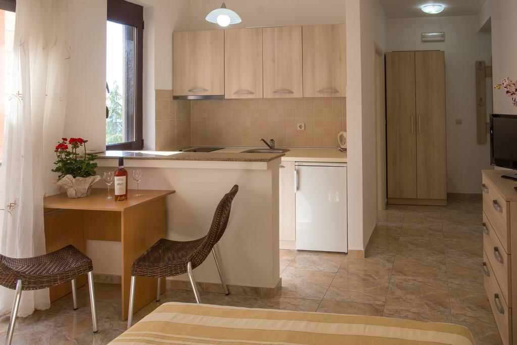 Apartments Lumiere Rafajlovići Εξωτερικό φωτογραφία